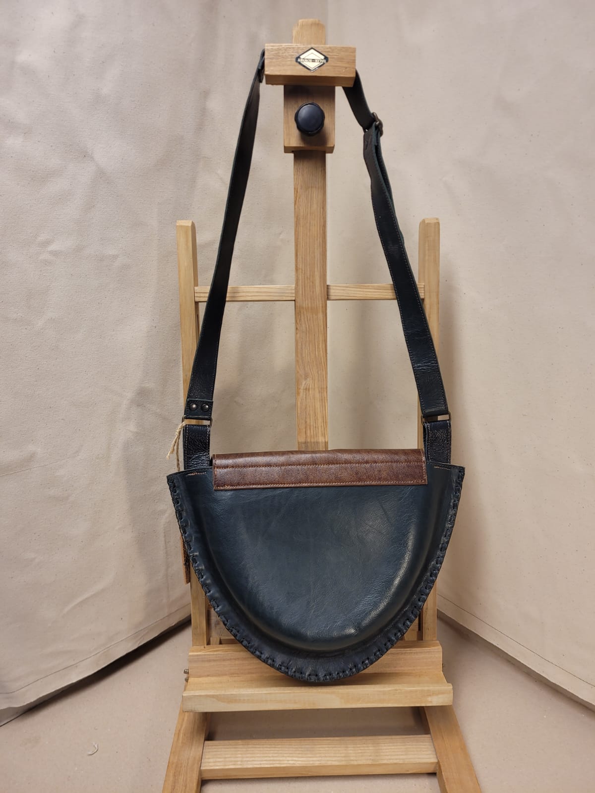 Restharrow Saddle Bag - Navy & Brown